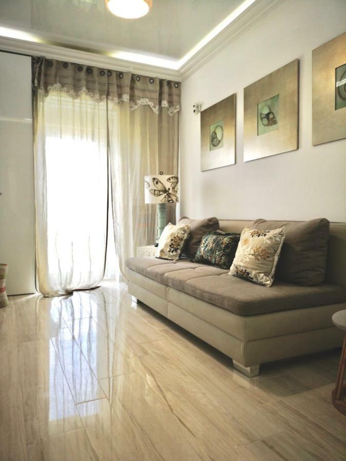 White Tower Mamaia - Private Apartment Extérieur photo