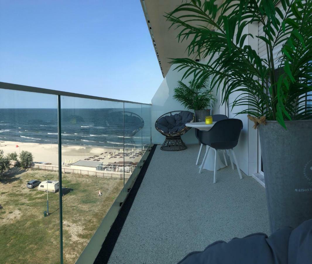 White Tower Mamaia - Private Apartment Extérieur photo