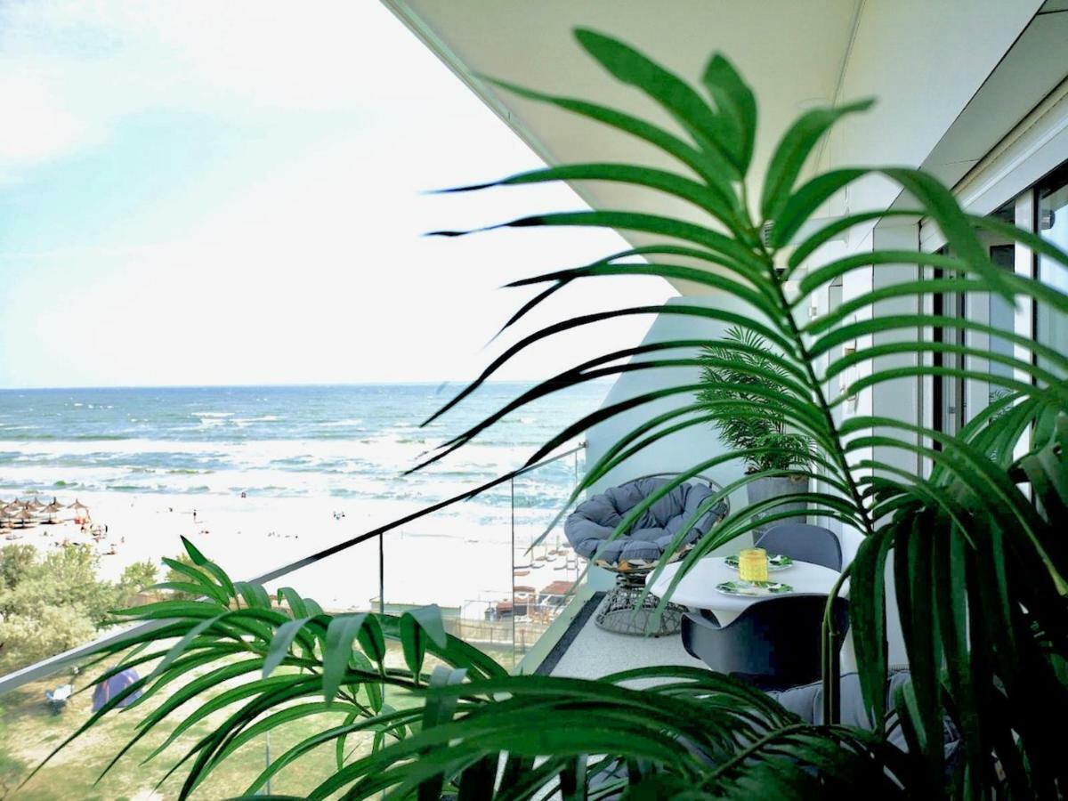White Tower Mamaia - Private Apartment Extérieur photo